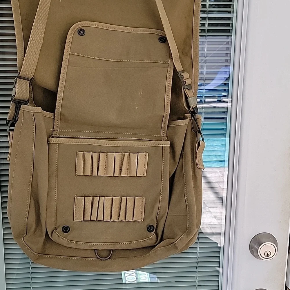 Banana Republic Heavy Canvas Paratrooper Messenger Bag